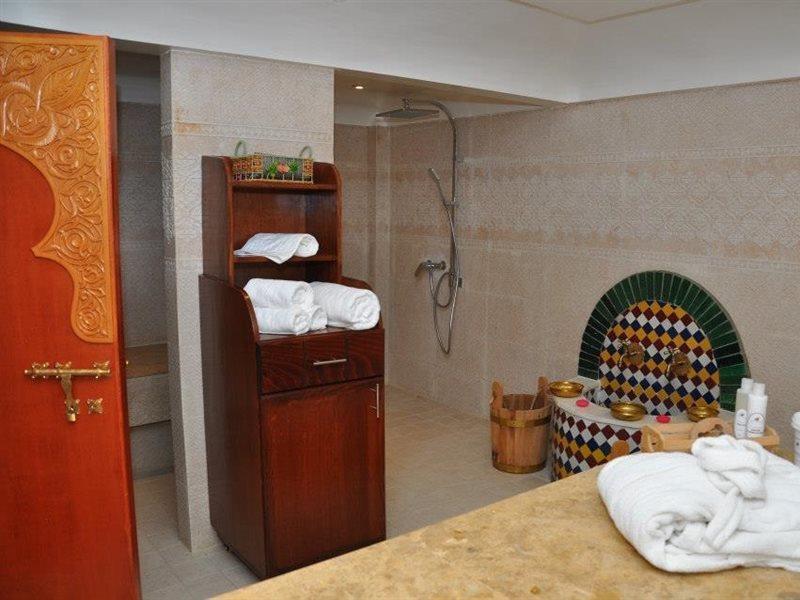 Across Hotels & Spa Fez Exterior photo
